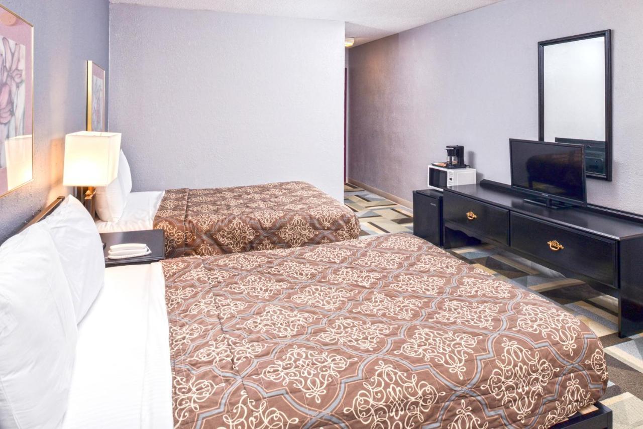 Country Garden & Suites-Benton Buitenkant foto